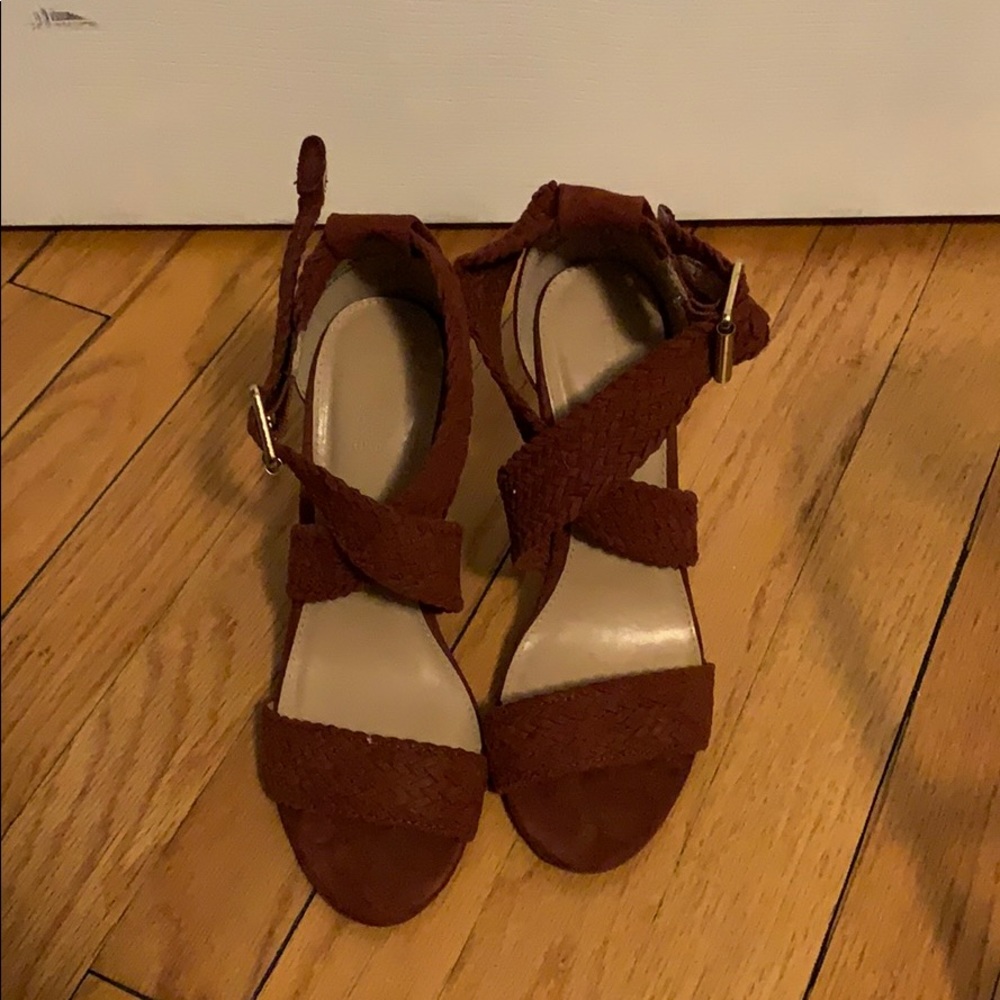 Heels size 7